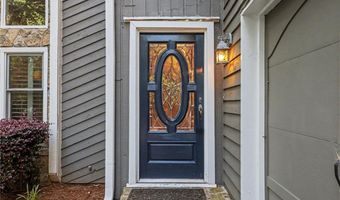 140 Fairway Ridge Dr, Alpharetta, GA 30022