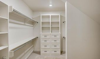 703 Julesburg Ln, Benton, LA 71006