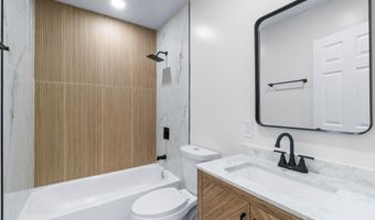530 E 38TH St, Baltimore, MD 21218