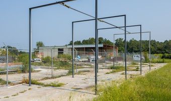 804 W Mitchell St, Adel, GA 31620
