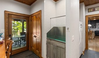 1292 Big Sheepcliff Rd, Cashiers, NC 28717