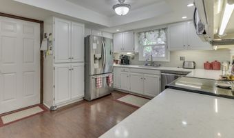 6903 White Pines Ct, Indianapolis, IN 46217