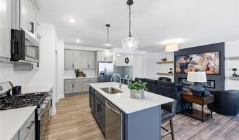 5244 Yorktown Ct NE, Alexandria, MN 56308