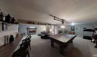 114 Chaudoin Dr, Angola, IN 46703