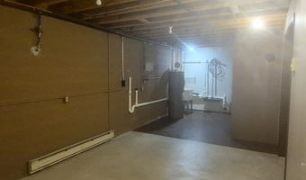 7930 Rolling Hills Dr, Athens, OH 45701