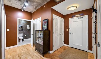 850 ALICEANNA St 301, Baltimore, MD 21202