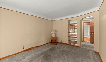7146 Luana Ave, Allen Park, MI 48101