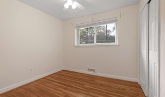 6903 FERN Ln, Annandale, VA 22003