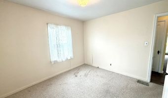 3016 Fairview St, Anderson, IN 46016