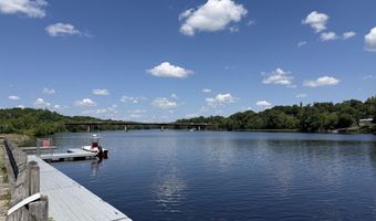 2 Howard St, Augusta, ME 04330