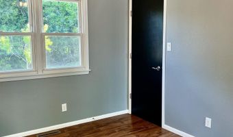 121 H Ave W, Albia, IA 52531