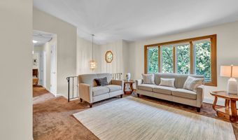 14 3 Partners Rd, Danbury, CT 06811