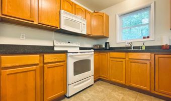 9 SYCAMORE Cir, Albrightsville, PA 18210