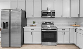 226 Hoomoku St, Kahului, HI 96732