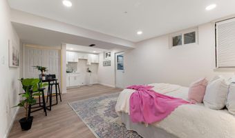 10304 SEA PINES Dr, Bowie, MD 20721