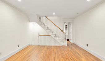 1542 34TH St NW, Washington, DC 20007