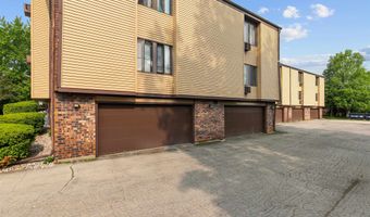 206 ROYAL Ct 12, Appleton, WI 54915