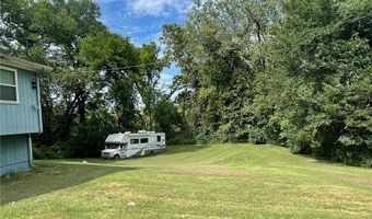 1213 Oak St, Atchison, KS 66002