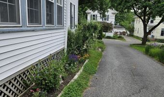 103 4th St, Bangor, ME 04401