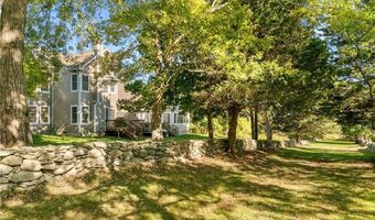 61 Seal Island Rd, Bristol, RI 02809