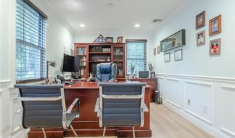 15 Thomas St C, North Providence, RI 02911