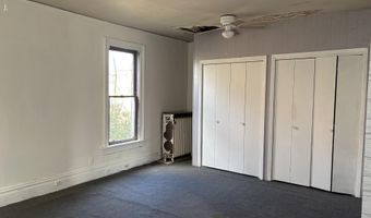 615 1st Ave, Ackley, IA 50601