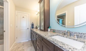 2376 Westbrooke Cir S, Ann Arbor, MI 48105
