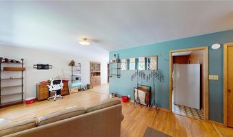 417 Euclid St, Alden, MN 56009