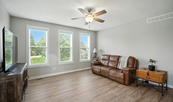 5218 NW 8th St, Ankeny, IA 50023