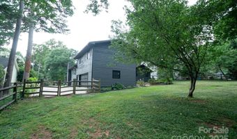 4901 Pine Ridge Rd, Charlotte, NC 28226