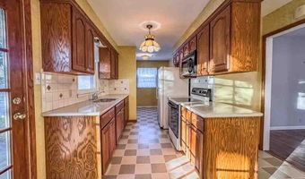 2017 N A St, Arkansas City, KS 67005