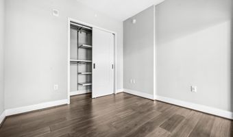 1300 4TH St SE 901, Washington, DC 20003