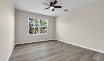 5 Buxton Ct, Barnegat, NJ 08005