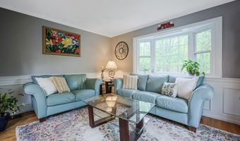 8 Rock Rd, Attleboro, MA 02703