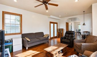 138 Church St, Belford, NJ 07718