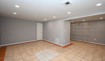3107 BERRY Rd NE 11, Washington, DC 20018