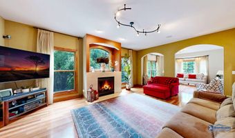 1535 S Douglas Ave, Arlington Heights, IL 60005