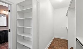 110 WOODCHASE Dr, Belle Chasse, LA 70037