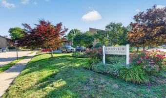 14 Riverview Dr 14, Bridgeport, CT 06604
