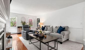 13 Birchwood Cir, Bedford, NH 03110