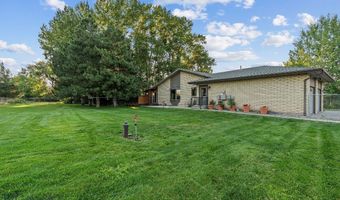 26 Big Chief Trl, Bozeman, MT 59718