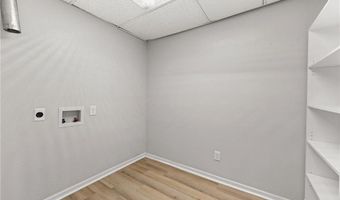 9 Oriole Dr, Agency, MO 64401