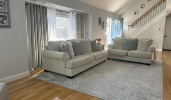 1008 Anchor Ave, Beachwood, NJ 08722