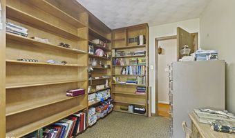 618 Mellowood Dr, Indianapolis, IN 46217