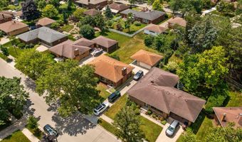 1534 Barrington Pl, Ann Arbor, MI 48103