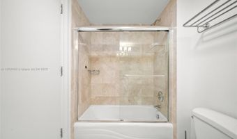 20201 E Country Club Dr 1404, Aventura, FL 33180