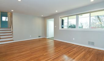 6319 TONE Ct, Bethesda, MD 20817