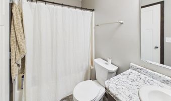 114 Collina Cir, Avon, MN 56310