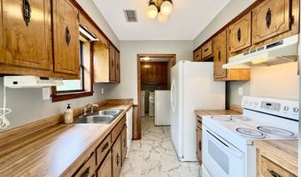 2006 MAPLE Dr, Atoka, TN 38004