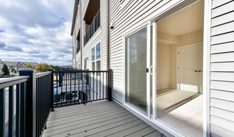 43740 TRANSIT Sq, Ashburn, VA 20147